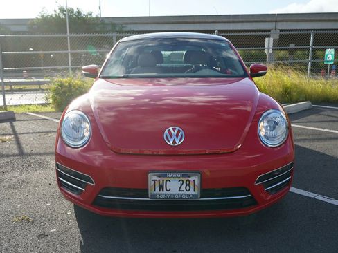 Used 2019 Volkswagen Beetle 2.0T SE FWD image 4