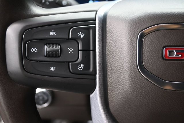 Used 2023 GMC Sierra 1500 SLT w/ X31 Off-Road Package AWD/4WD image 6