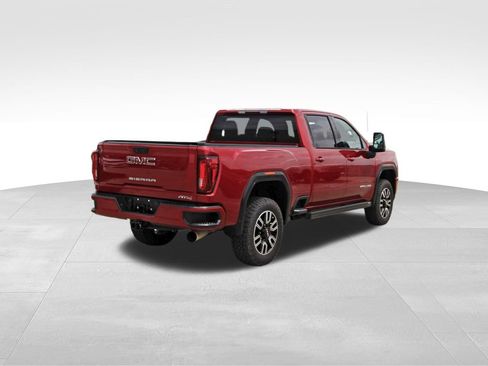 Used 2021 GMC Sierra 2500 AT4 AWD/4WD image 4
