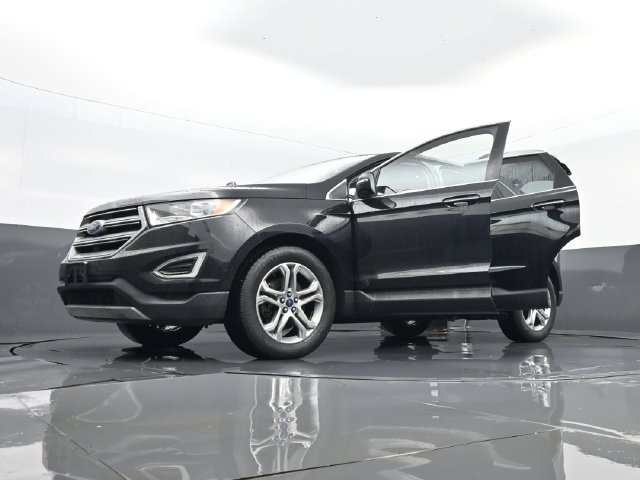 Used 2017 Ford Edge Titanium AWD/4WD image 35