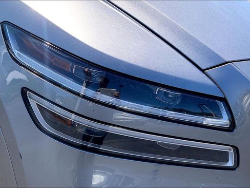 Used 2022 Genesis GV80 3.5T w/ Advanced Package 06 image 27