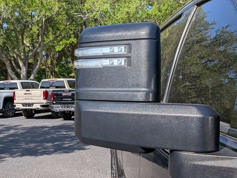 Used 2022 GMC Sierra 2500 AT4 w/ AT4 Preferred Package AWD/4WD image 12