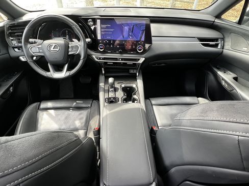 Used 2023 Lexus RX 350 w/ Cold Area Package image 33