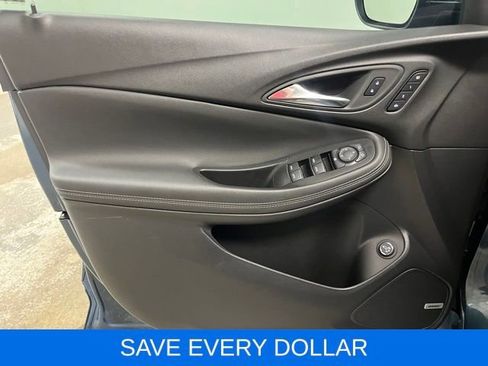Used 2024 Buick Encore GX Avenir w/ Avenir Convenience Package AWD/4WD image 18