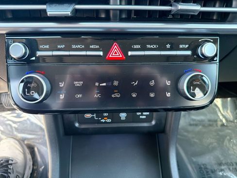 New 2026 Hyundai Tucson Limited AWD/4WD image 17