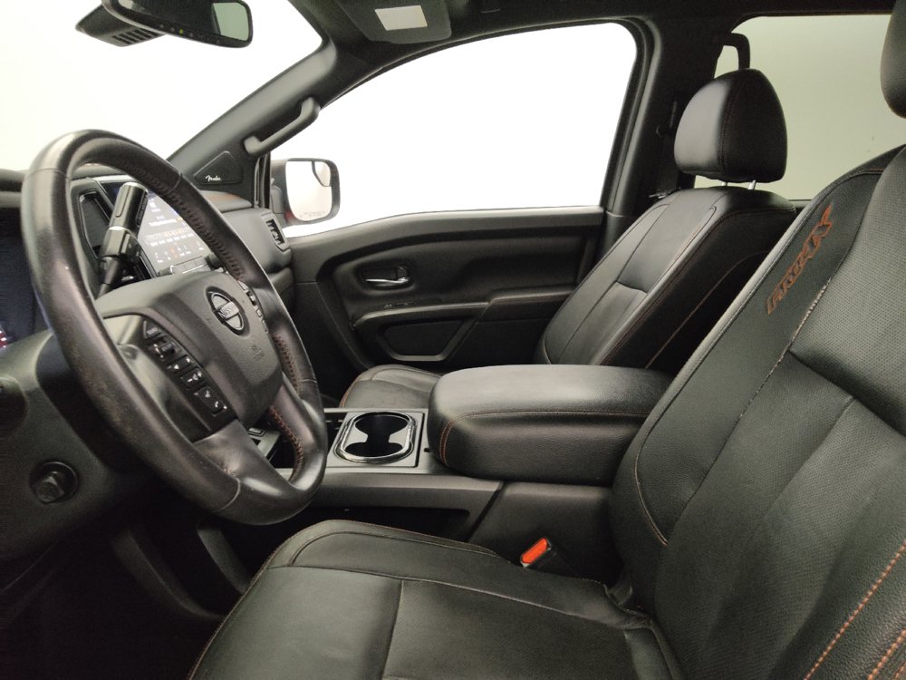 Used 2021 Nissan Titan PRO-4X w/ Pro-4x Convenience Package AWD/4WD image 17