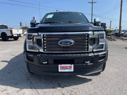 Used 2022 Ford F450 Platinum w/ FX4 Off-Road Package AWD/4WD image 2
