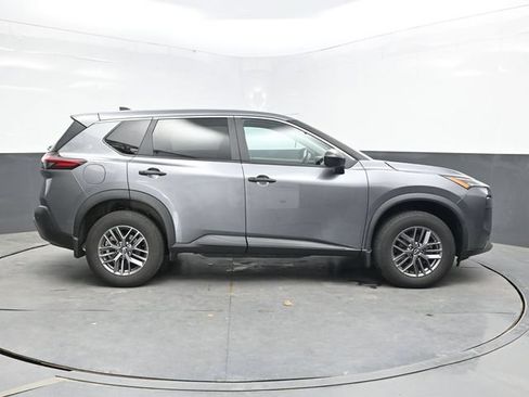 Used 2023 Nissan Rogue S AWD/4WD image 8