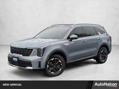 Used 2024 Kia Sorento S w/ Panoramic Sunroof Package