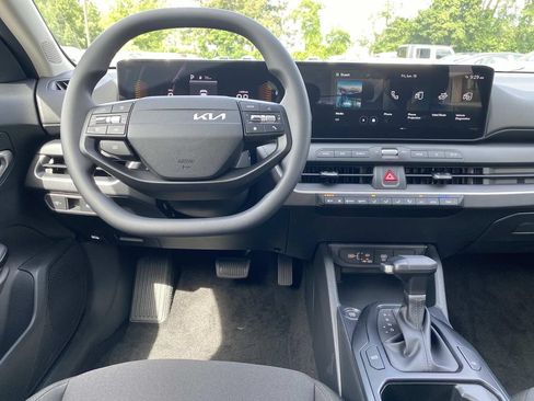 New 2026 Kia K4 FWD image 6