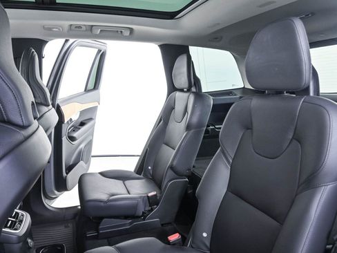 Certified 2024 Volvo XC90 T8 Plus w/ Protection Package Premier AWD/4WD image 21
