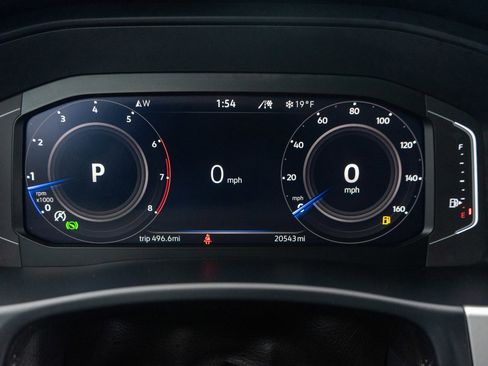 Used 2023 Volkswagen Atlas SE w/ Black Wheel Package image 12