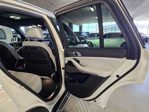 Used 2024 BMW X5 xDrive50e w/ Executive Package AWD/4WD image 34