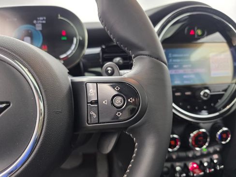 Used 2024 MINI Cooper S FWD image 18