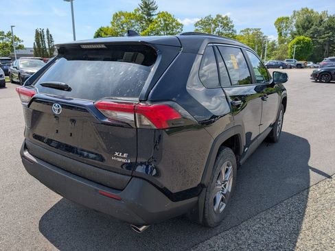 Used 2024 Toyota RAV4 XLE w/ Convenience Package AWD/4WD image 6