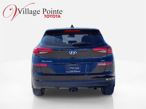 Used 2021 Hyundai Tucson SE image 5