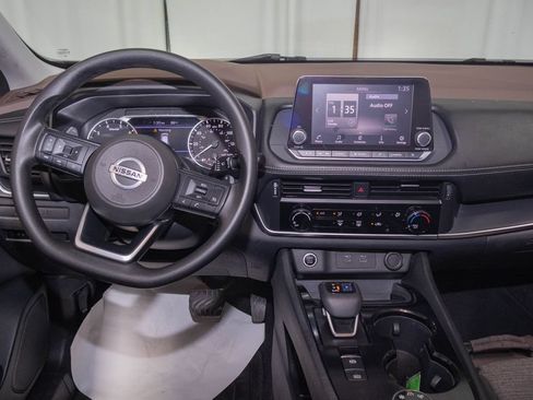 Used 2021 Nissan Rogue S AWD/4WD image 11