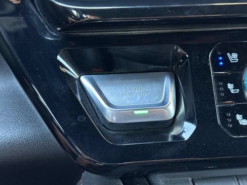 Certified 2025 GMC Sierra 1500 AT4 AWD/4WD image 22