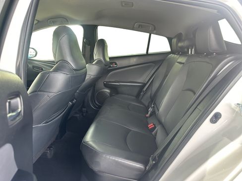 Used 2022 Toyota Prius AWD image 13