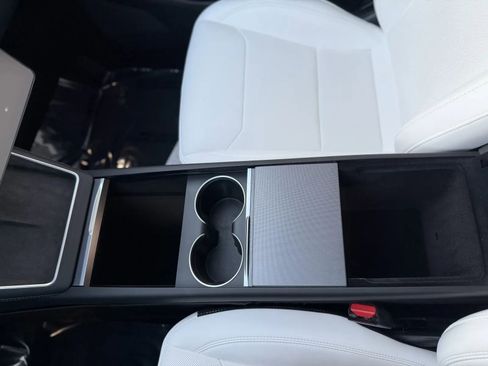 Used 2026 Tesla Model Y Long Range AWD/4WD image 35