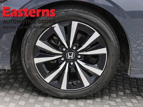 Used 2024 Honda Civic EX image 30