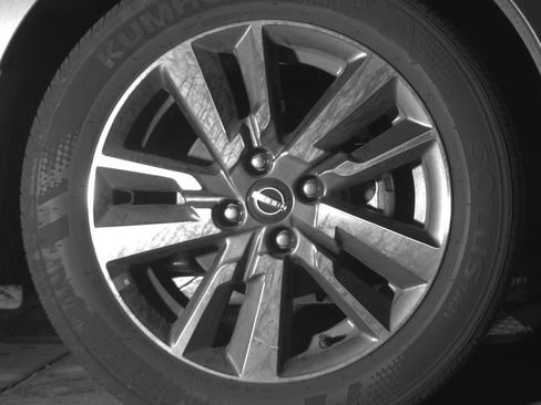 Used 2025 Nissan Versa SV image 13