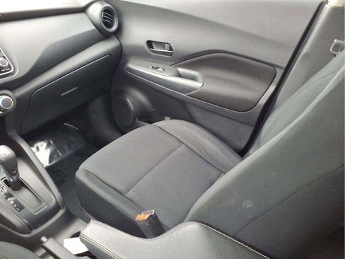 Used 2023 Nissan Kicks S FWD image 12