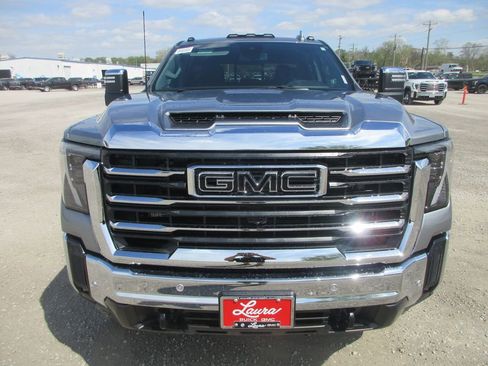 New 2026 GMC Sierra 2500 SLT w/ SLT Premium Package AWD/4WD image 12