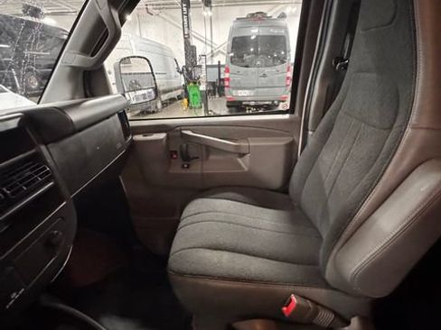 Used 2025 Chevrolet Express 2500 w/ Driver Convenience Package RWD image 15