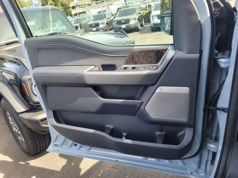 New 2026 Ford F250 Lariat w/ Lariat Premium Package AWD/4WD image 12