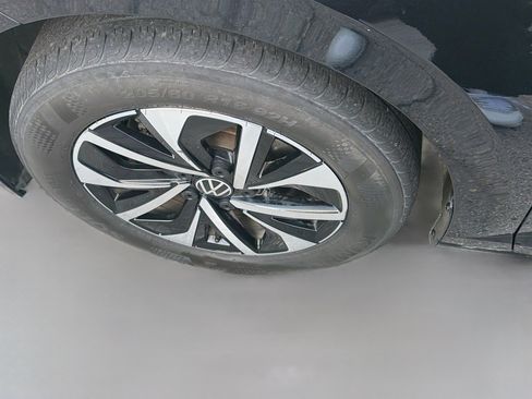 Used 2024 Volkswagen Jetta S FWD image 35