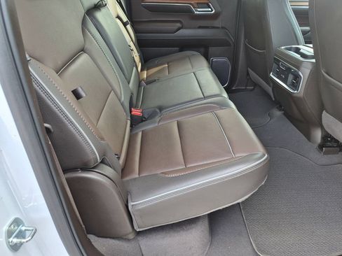Used 2023 GMC Sierra 1500 Denali AWD/4WD image 19