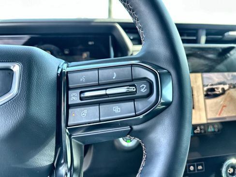 New 2026 GMC Terrain AT4 w/ Convenience Package III AWD/4WD image 32