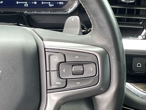 Used 2024 Chevrolet Silverado 1500 LT Trail Boss w/ LT Trail Boss Premium Package AWD/4WD image 13