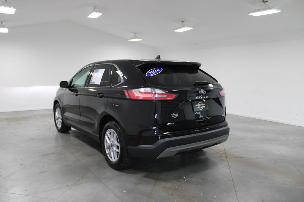 Used 2024 Ford Edge SEL AWD/4WD image 7