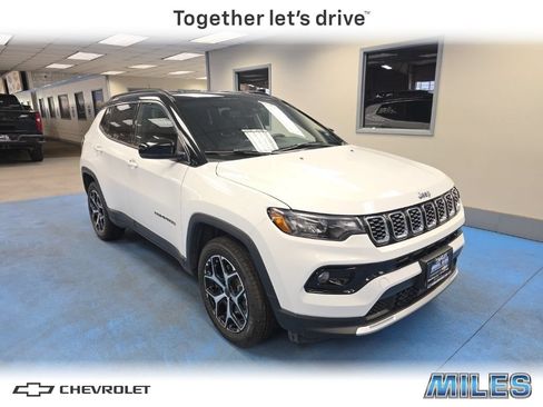Used 2025 Jeep Compass Limited AWD/4WD image 1