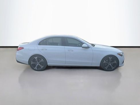 Used 2025 Mercedes-Benz C 300 Sedan image 4