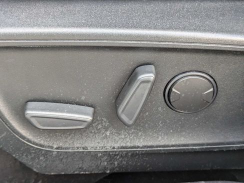 Used 2020 Ford Escape SE FWD image 21