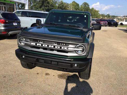 Used 2024 Ford Bronco Big Bend image 2