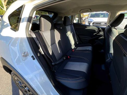 Used 2023 Subaru Crosstrek 2.0i Premium image 18