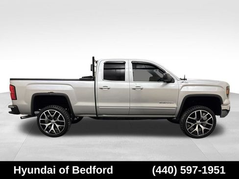 Used 2015 GMC Sierra 1500 SLE w/ SLE Value Package AWD/4WD image 4