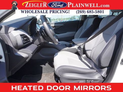 Used 2023 Subaru Outback Premium image 17