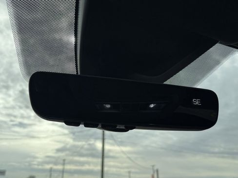 New 2026 Volkswagen Atlas Cross Sport SEL Premium R-Line image 22