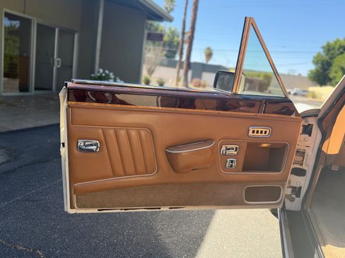 Used 1990 Bentley Continental RWD image 28