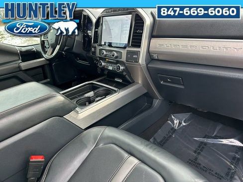 Used 2022 Ford F450 Platinum w/ FX4 Off-Road Package image 11