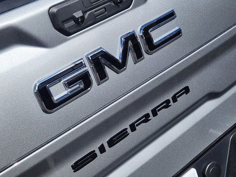 New 2026 GMC Sierra 1500 SLT w/ SLT Premium Plus Package AWD/4WD image 10