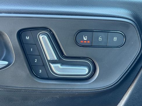 Used 2023 Mercedes-Benz Sprinter 2500 image 17