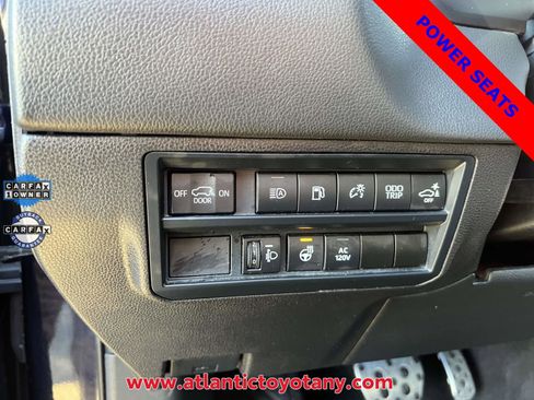 Used 2024 Toyota Sequoia SR5 w/ SR5 Premium Package AWD/4WD image 21