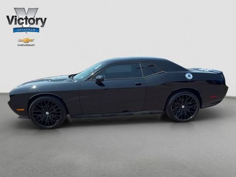 Used 2014 Dodge Challenger SXT Plus RWD image 4