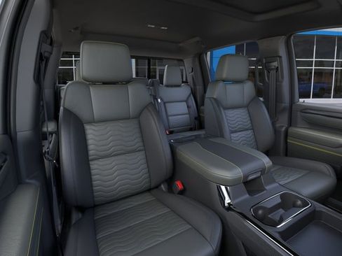 New 2026 Chevrolet Silverado 2500 ZR2 w/ LPO, Dark Essentials Package AWD/4WD image 16